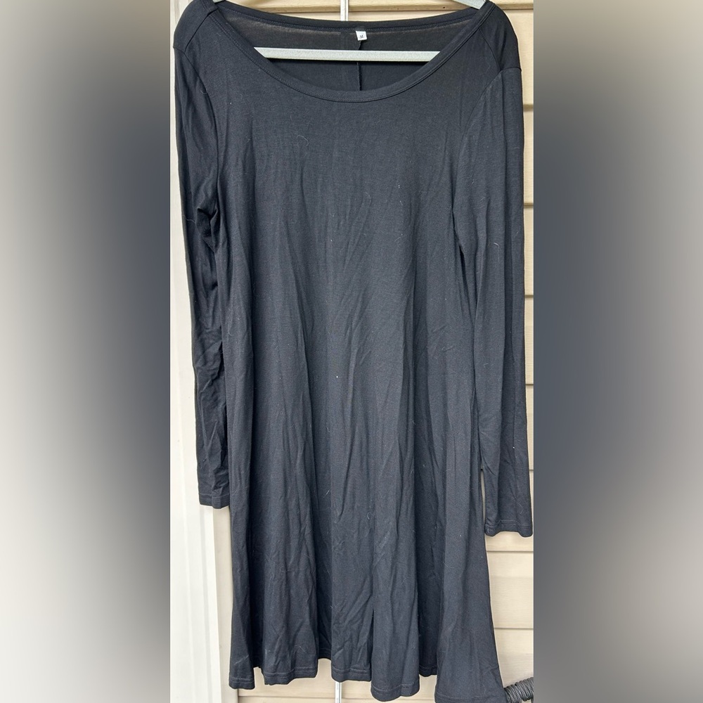 ⭐️ Comfy, flowy dress for fall